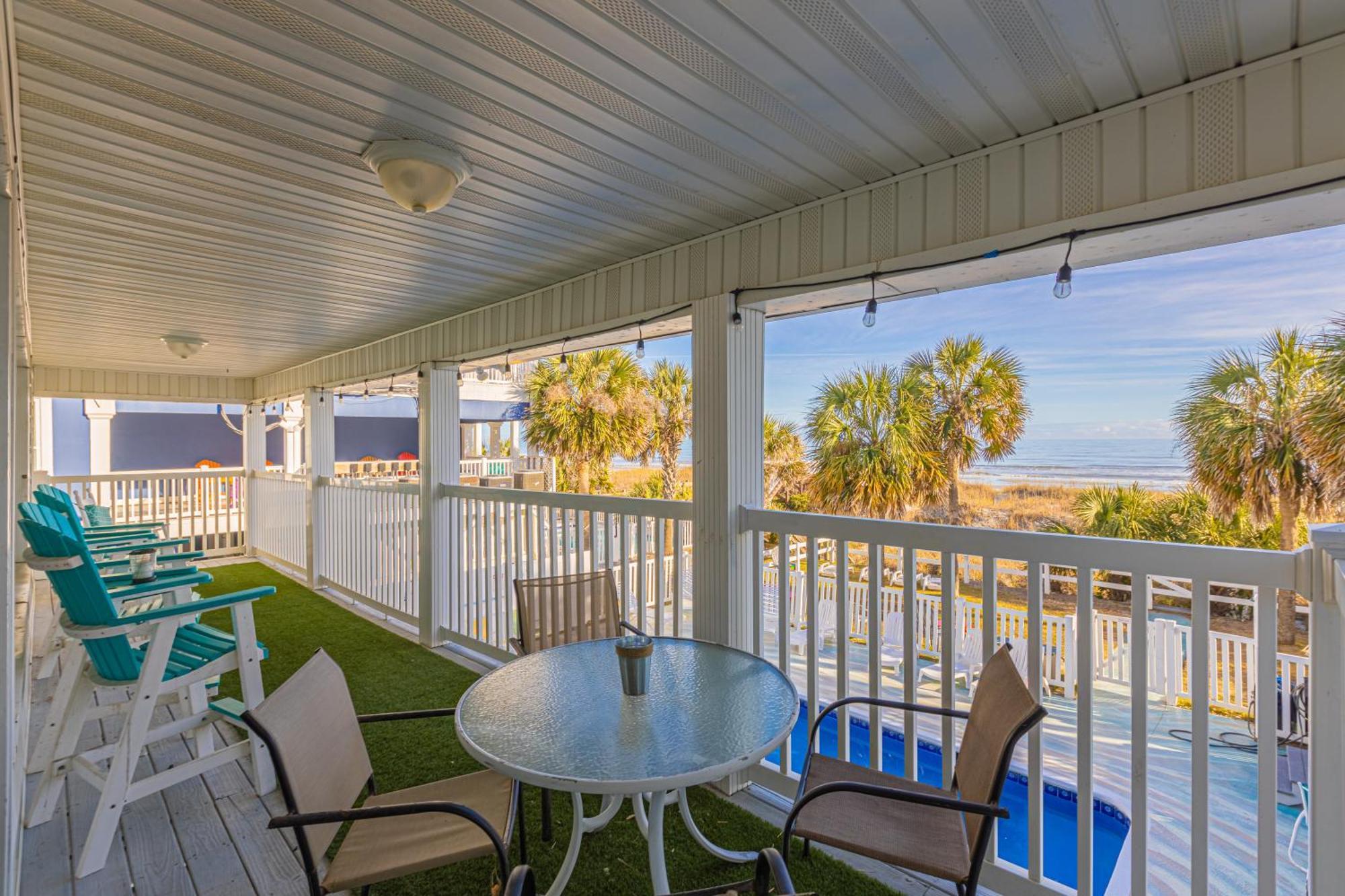 Holiday home Lavish Accessible, On Ocean, 4 King Beds, Huge Private Pool, Yard, Spa, Patio, Bbq, & Game Tables Myrtle Beach