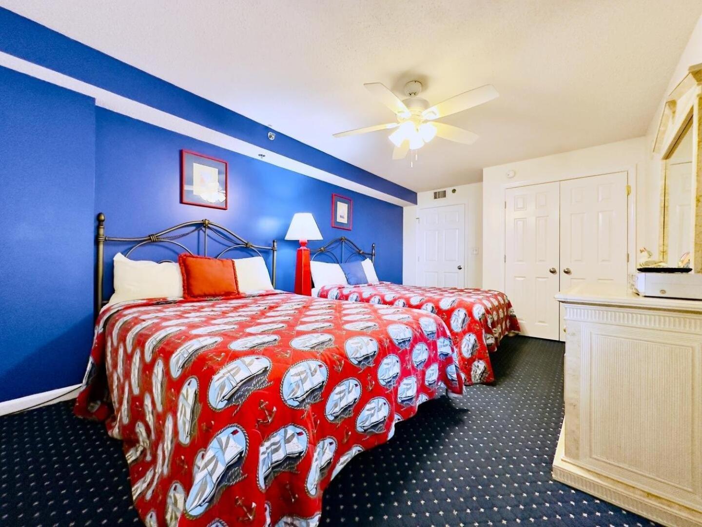 Apartment Crescent Shores S 210