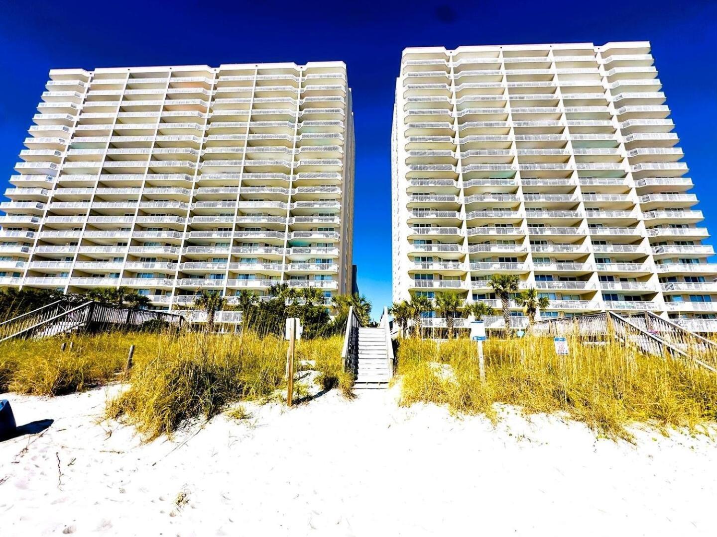Apartment Crescent Shores S 210 *