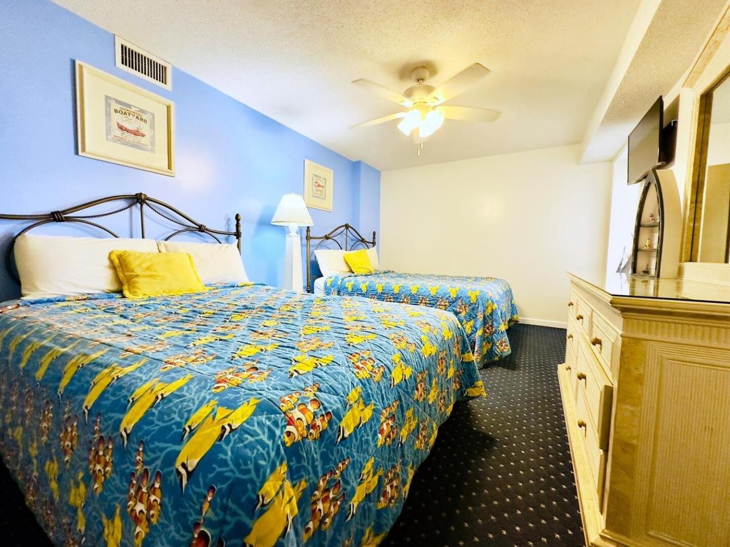 Apartment Crescent Shores S 210