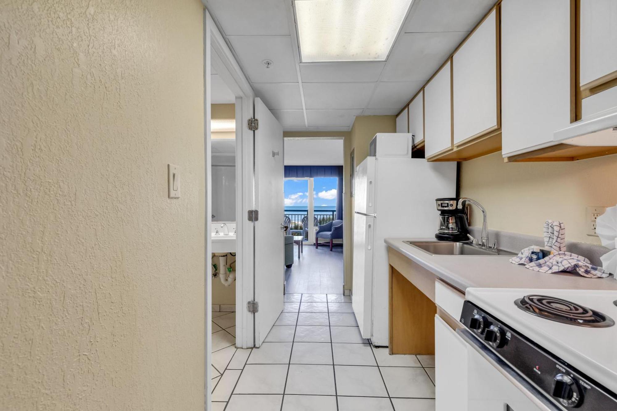 Oceanfront Boardwalk With Private Balcony And *