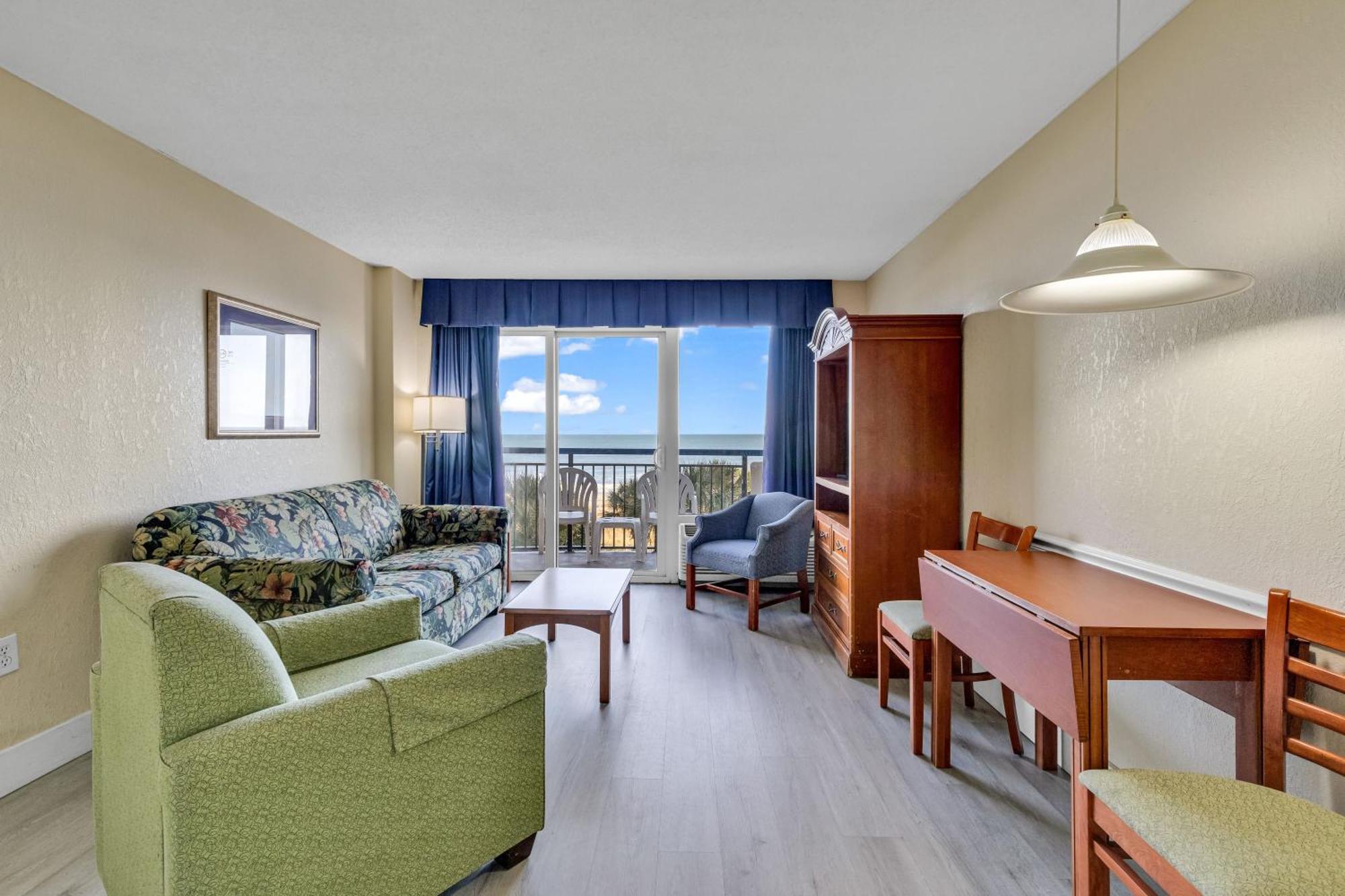 Boardwalk Beachfront *