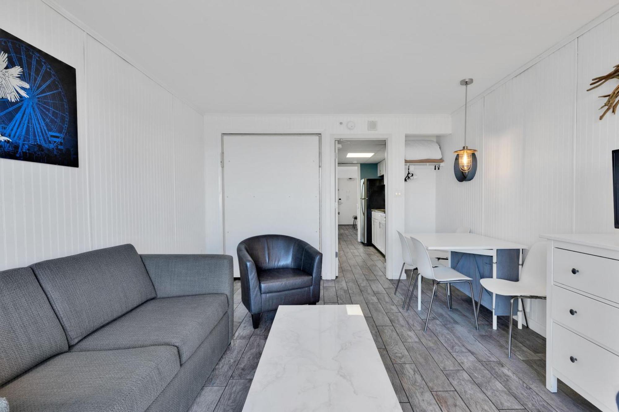 Apartment Boardwalk Beachfront