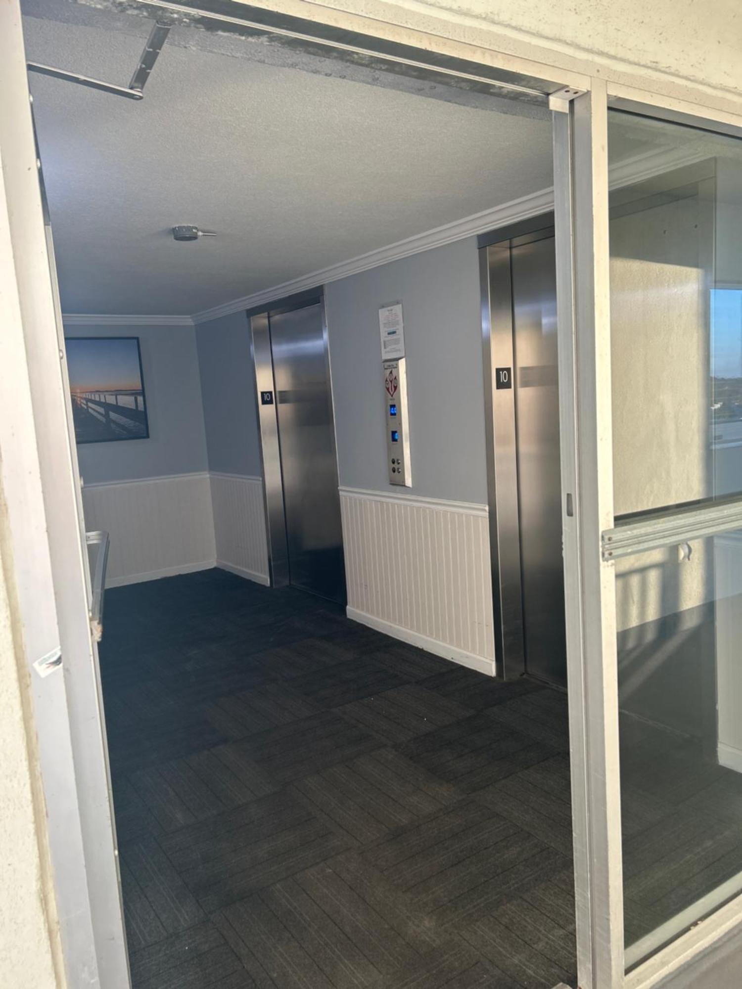 Luxurious Oceanfront Condo, 1 Bedroom-2 Bath, Sleeps 4, Indoor And Outdoor Pools, Waters Edge-garden City-murrells Inlet Sc -no Pets Apartment *