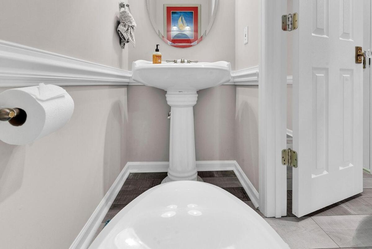 Ocean Lakes 5bd With Arcade Game Table And Waterpark *