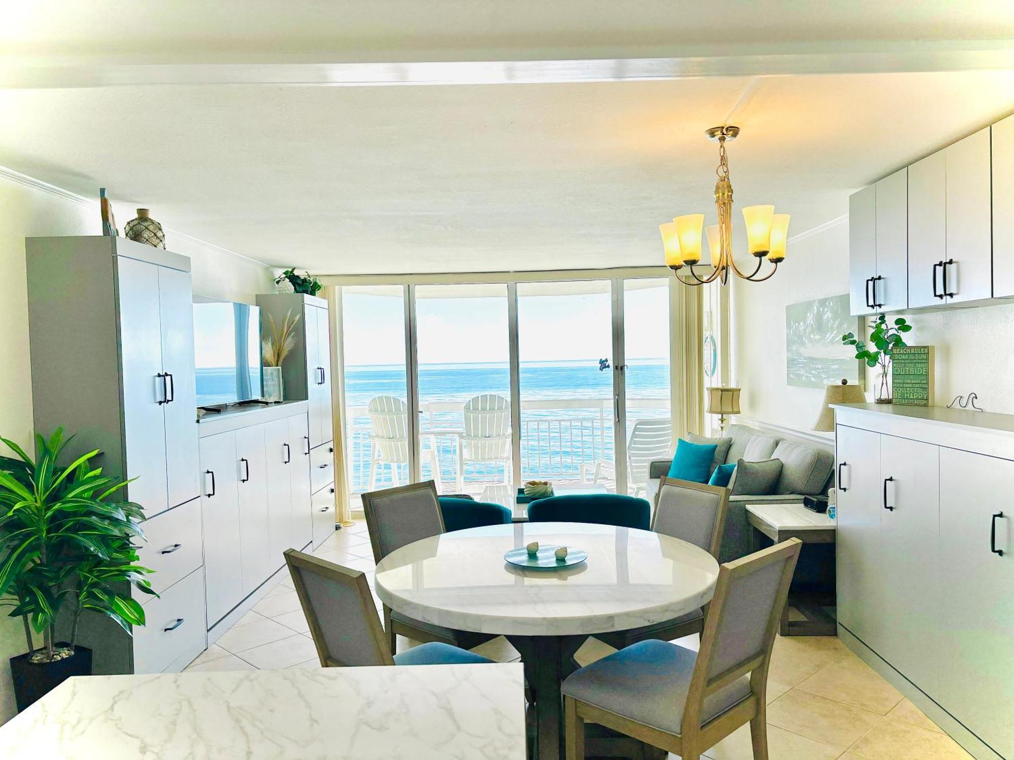 Luxurious Oceanfront Condo, 1 Bedroom-2 Bath, Sleeps 4, Indoor And Outdoor Pools, Waters Edge-garden City-murrells Inlet Sc -no Pets