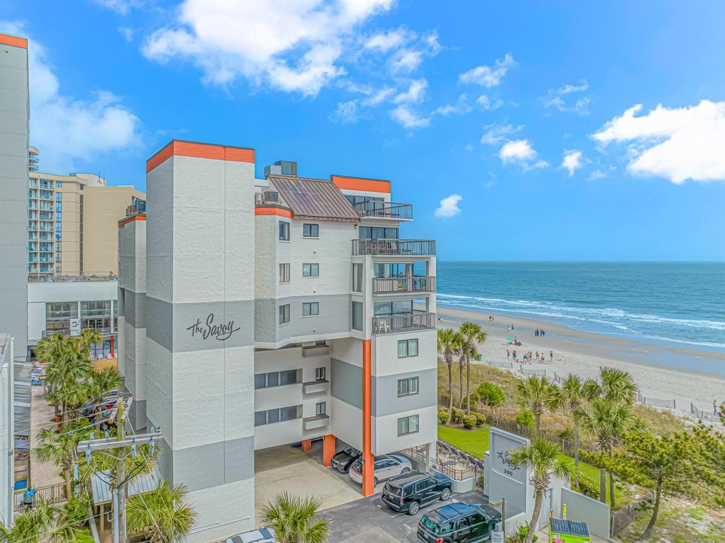 Resort Beautifully Updated 1br- Spectacular Oceanfront Views-the Savoy Unit 102