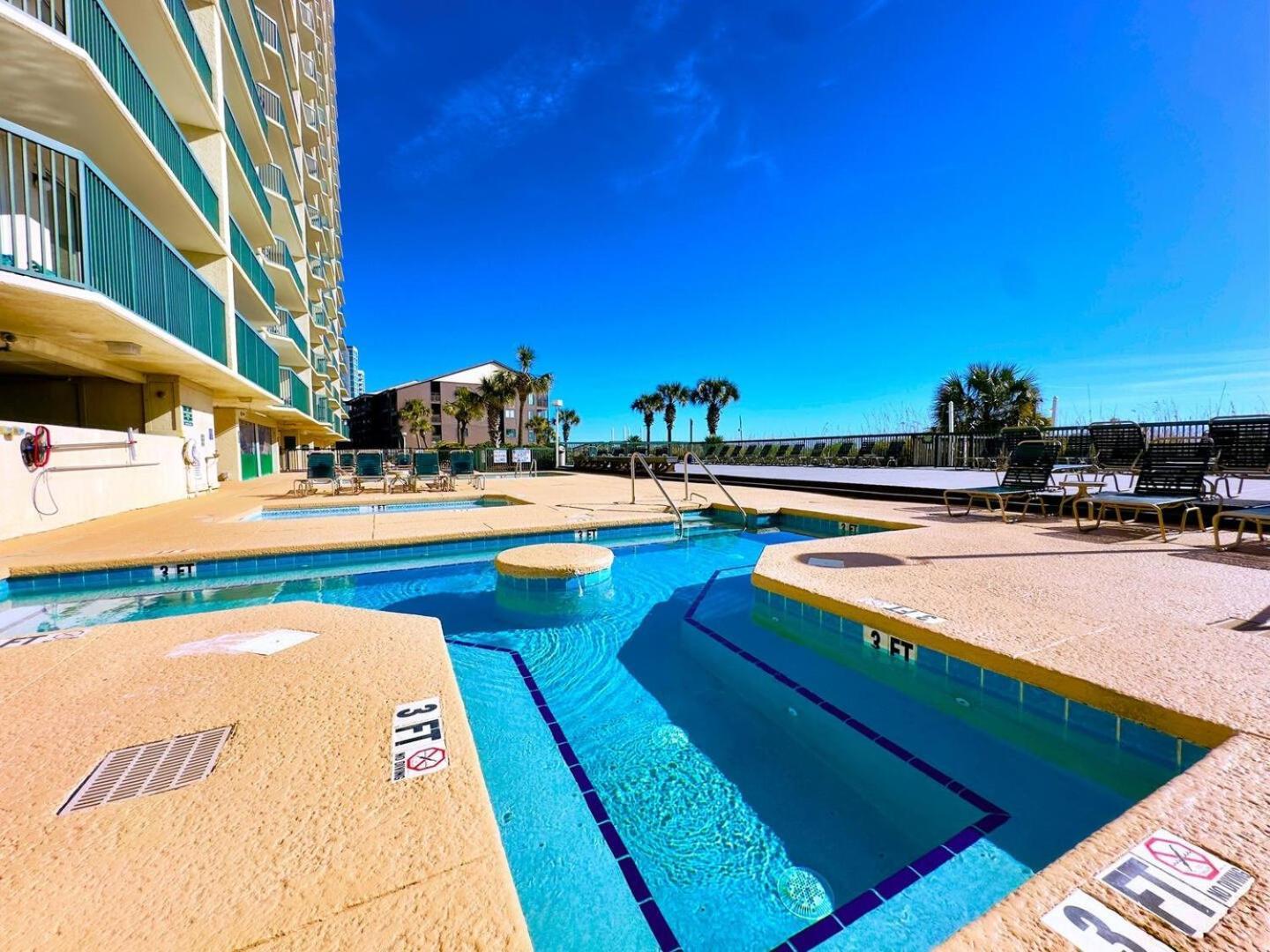 Ashworth 1505 Apartment