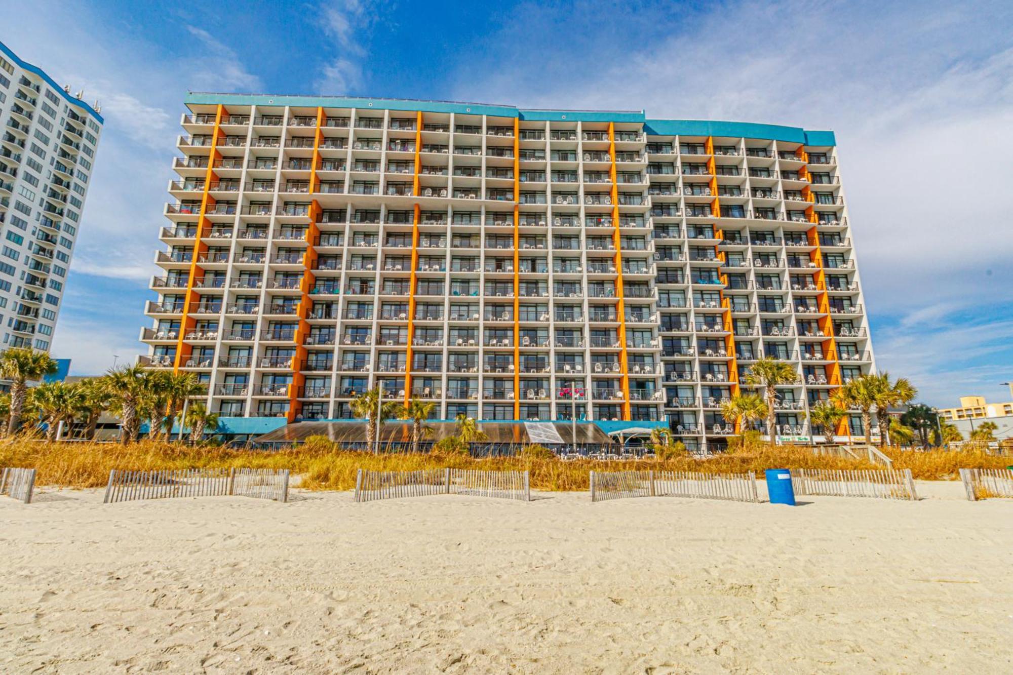 Apartment Ocean View Queen Landmark 1125