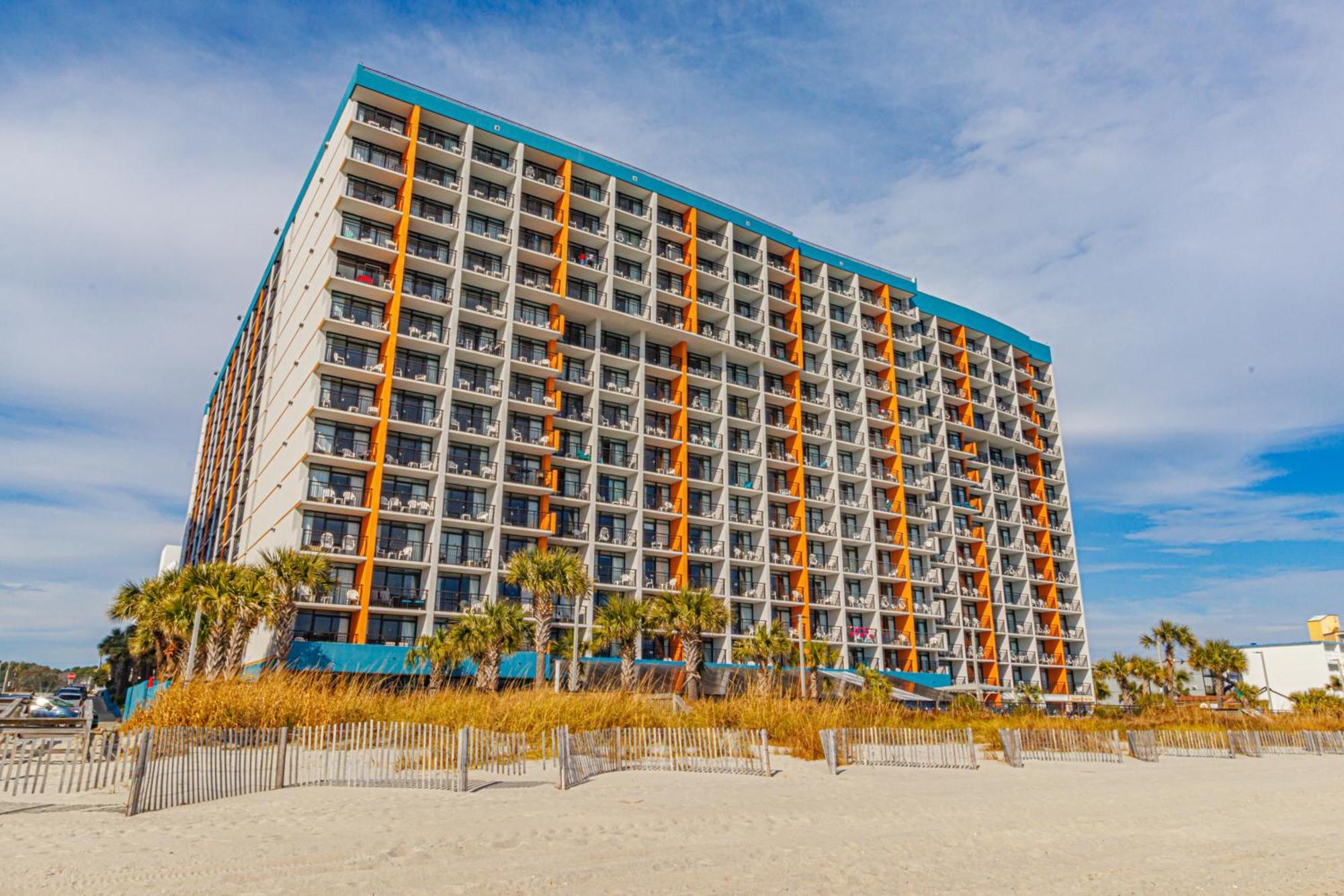 Ocean View Queen Landmark 1125 Apartment *