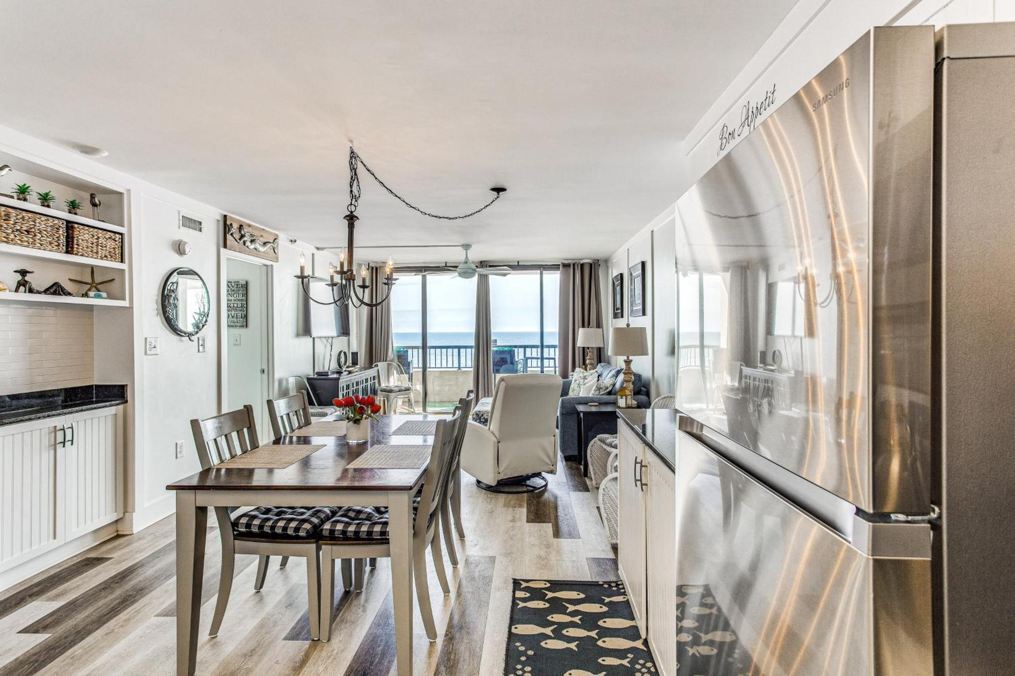 Apartment Luxe Oceanfront In North Myrtle Beach!