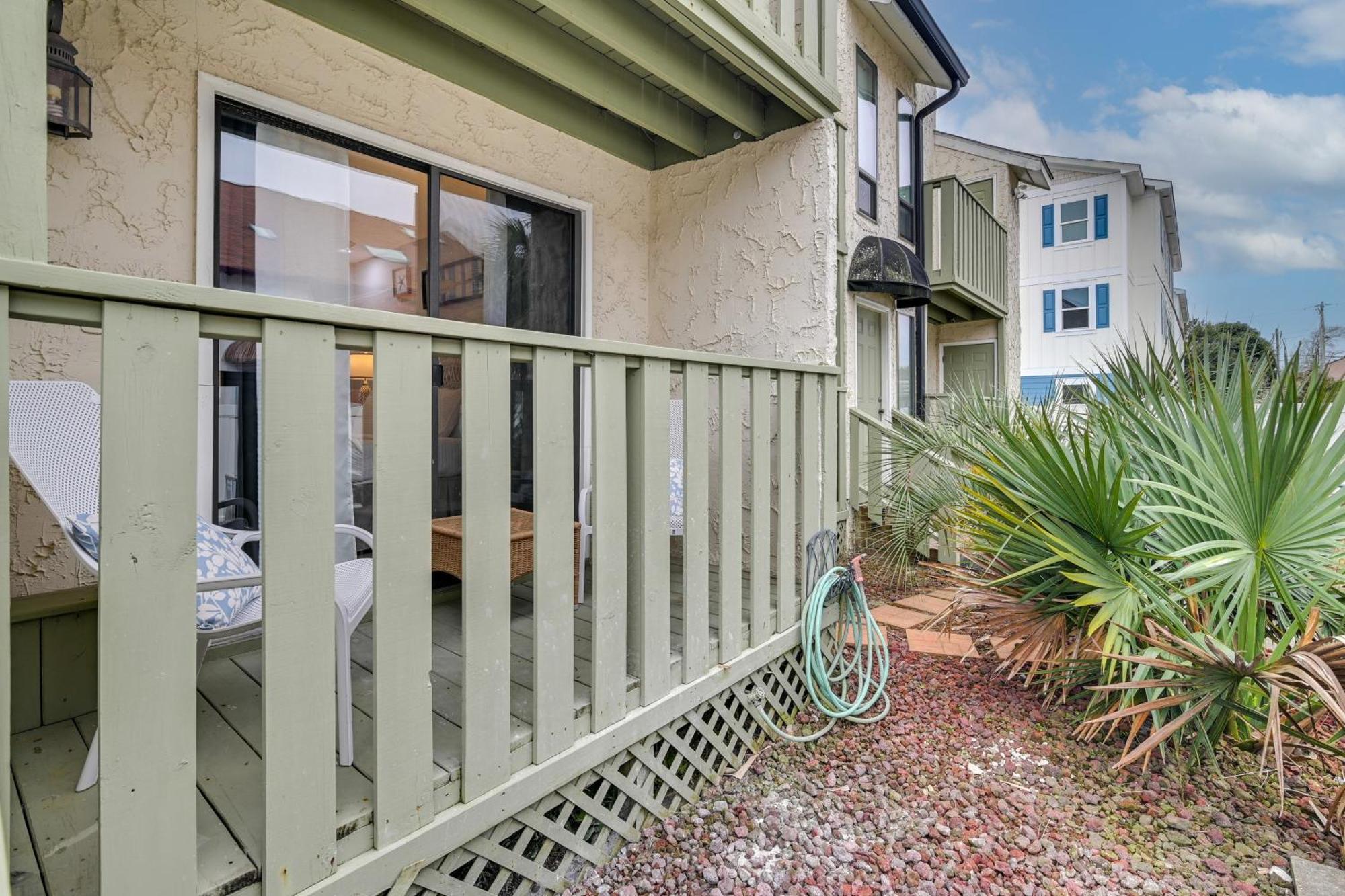 Cozy Myrtle Getaway 1 Block To Ocean!