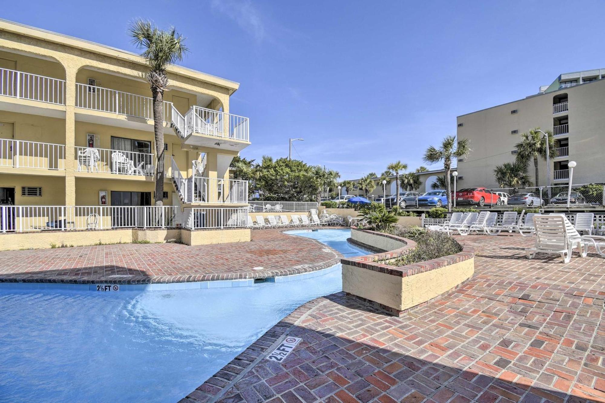 Sea Mist Oceanfront With Balcony! * Myrtle Beach