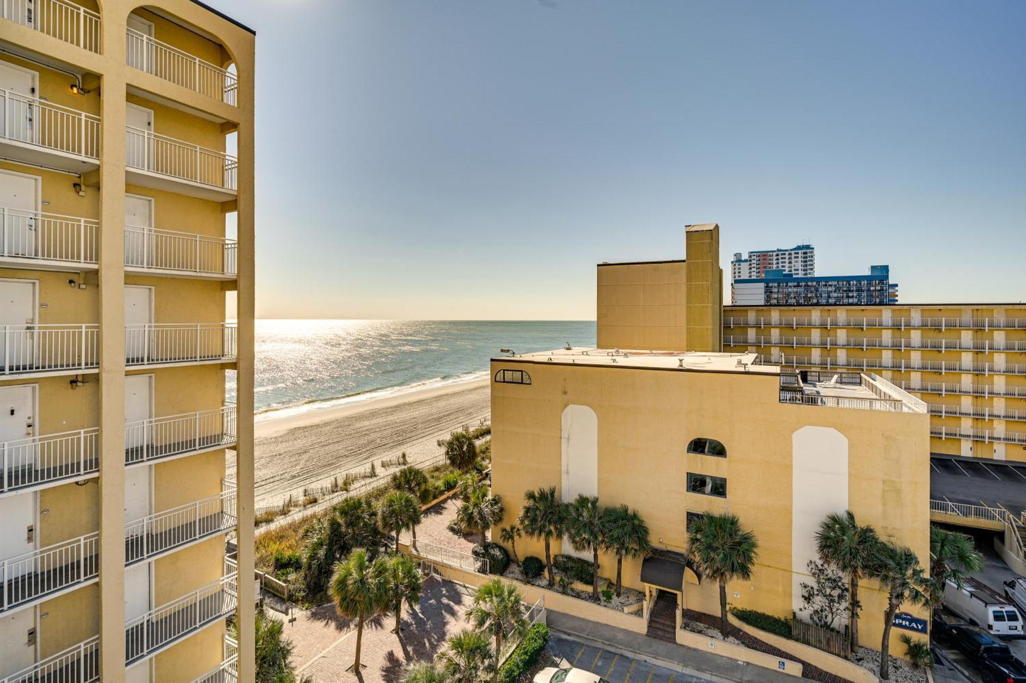 Sea Mist Oceanfront With Balcony! Apartment *