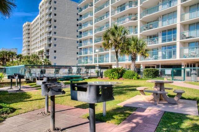 Ashworth 804 Apartment