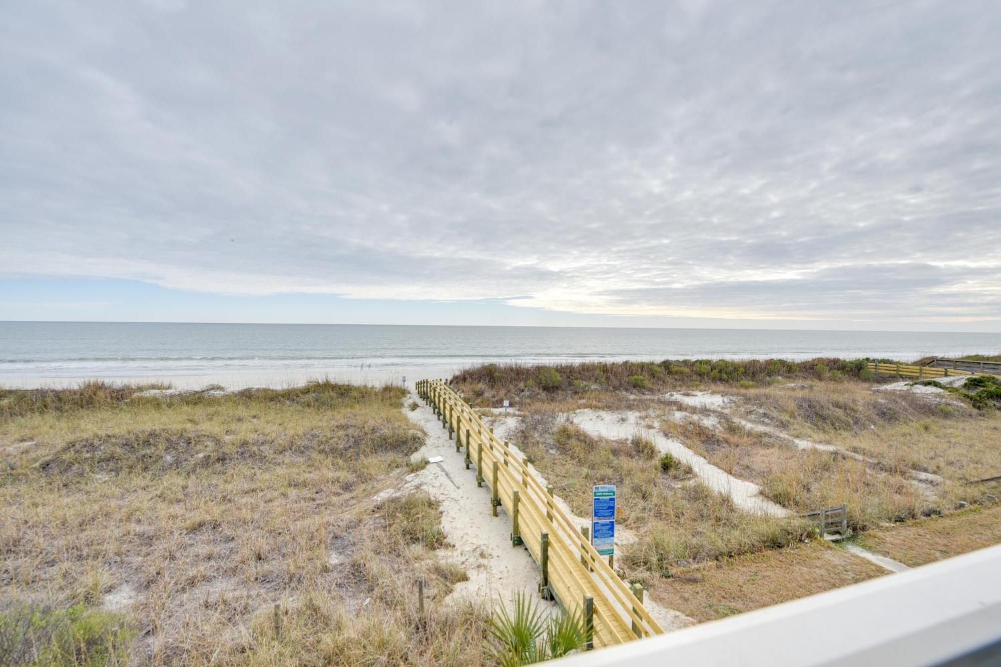 Beachfront With Magnificent Ocean Views! * Myrtle Beach