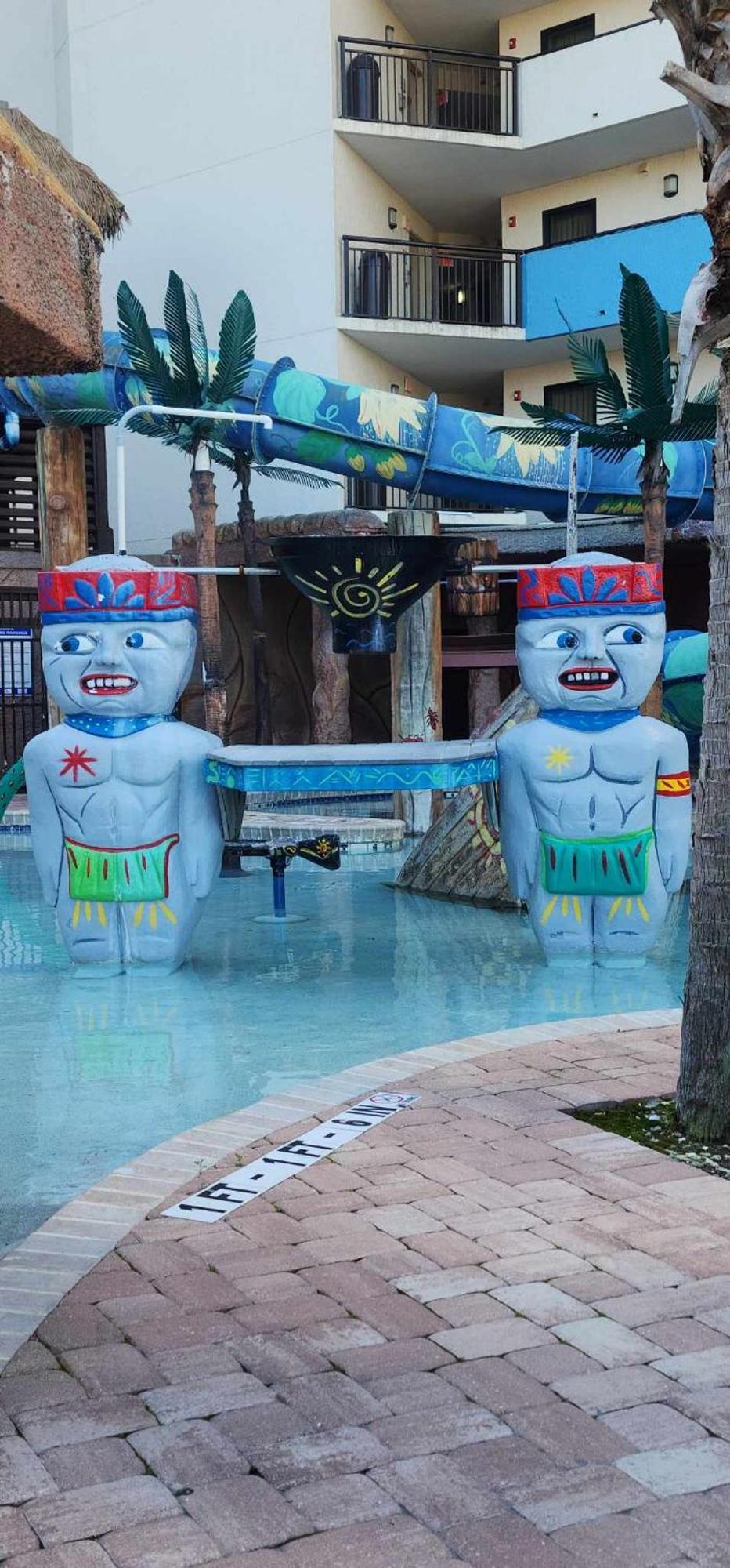 Aparthotel Newly Renovated Privately Owned Of On 6th Floor Ocean Reef With Pools, Hot Tubs, Lazy River And Waterpark