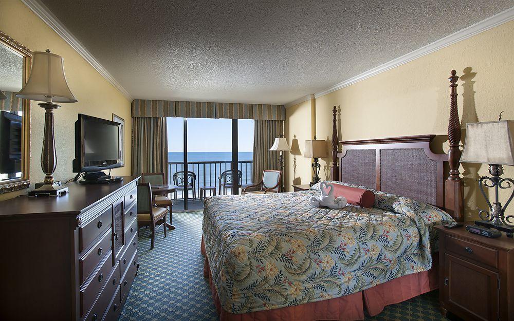 Sea Crest Oceanfront Resort 3*