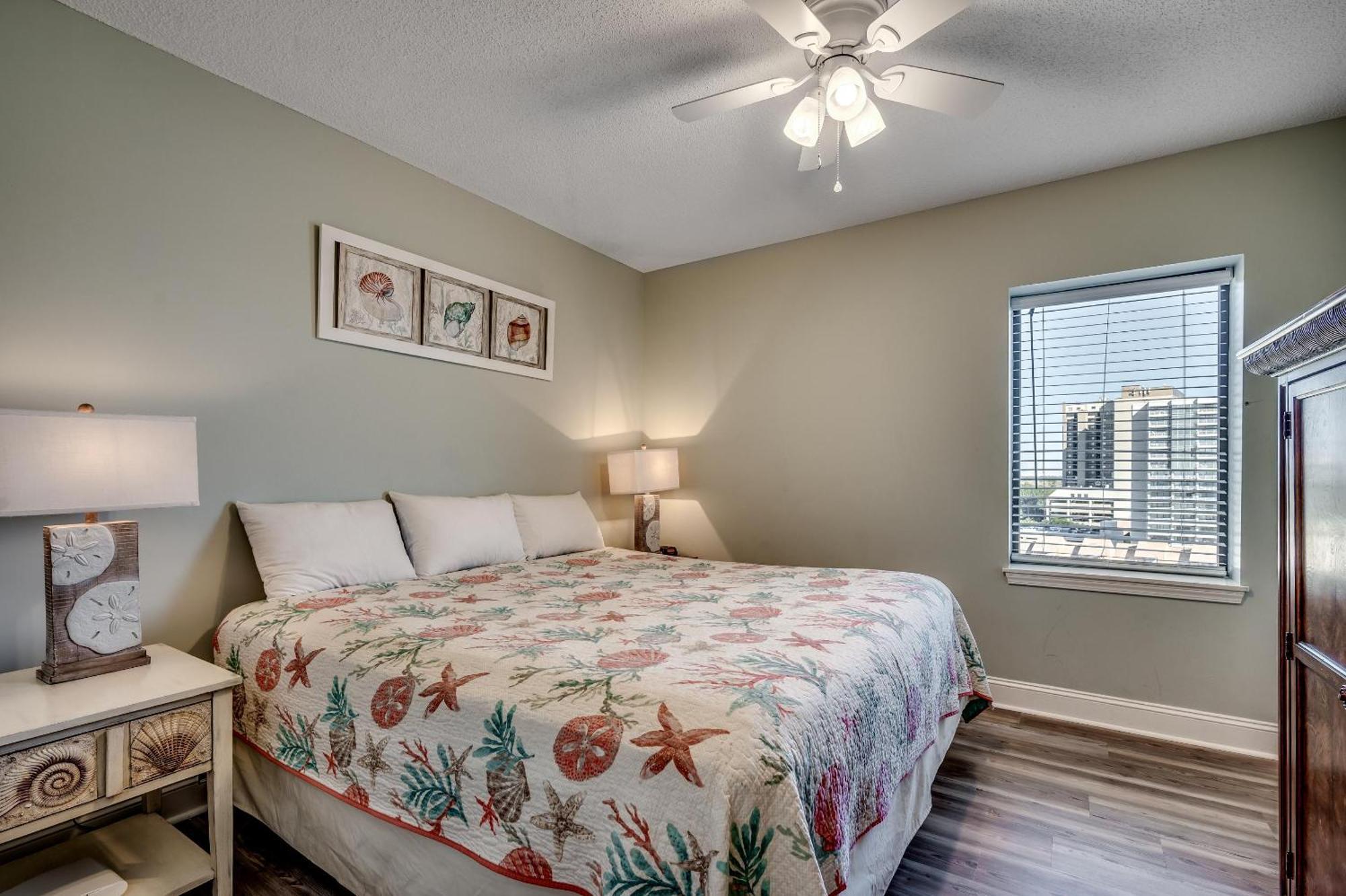 South Wind 1101 Apartment
