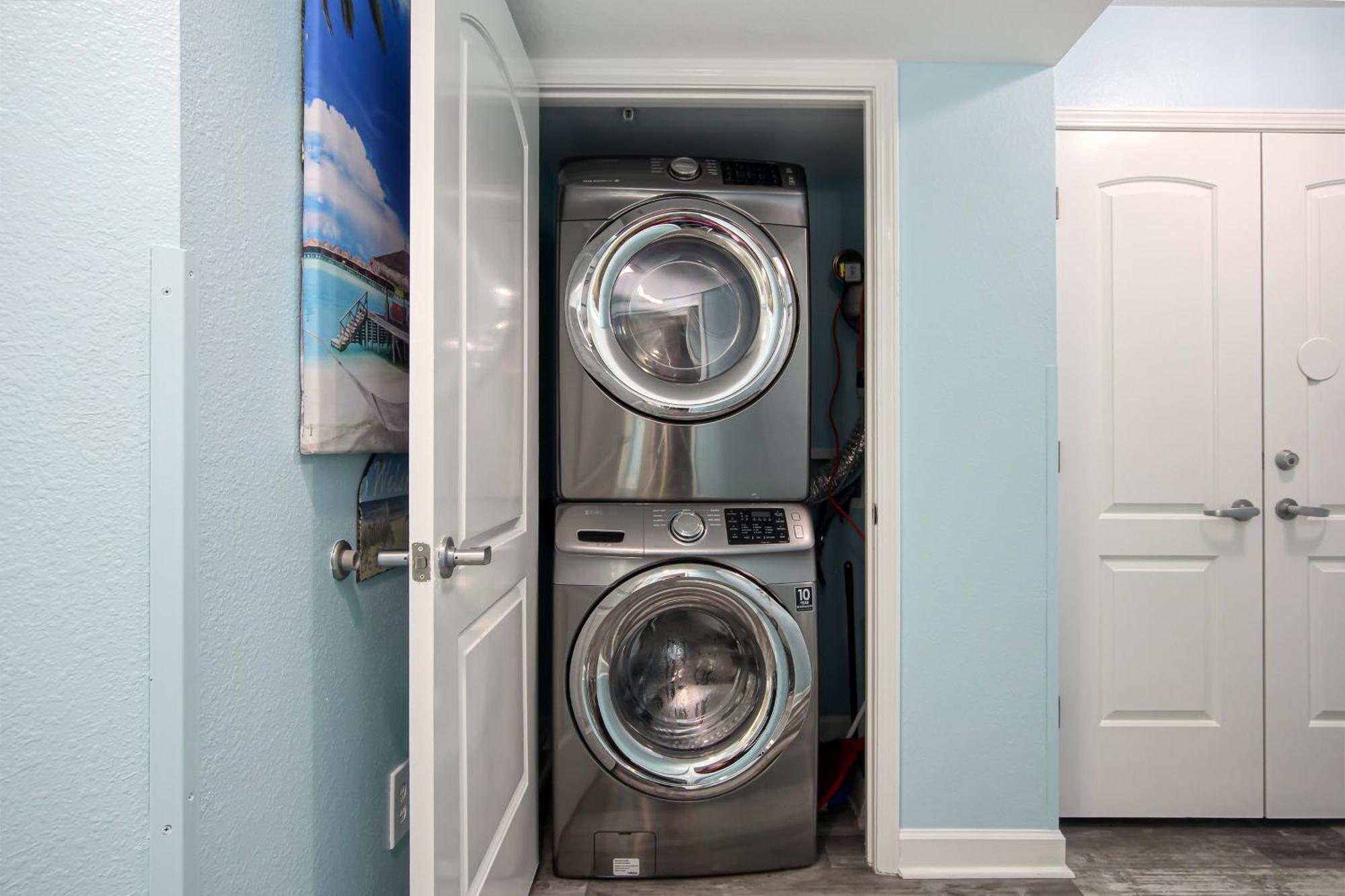 Oceanfront 1834 At Cherry Grove Pier Apartment