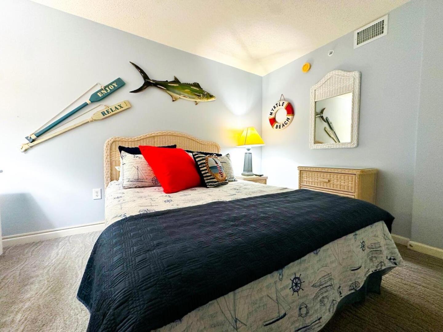 Ashworth 1001 Apartment