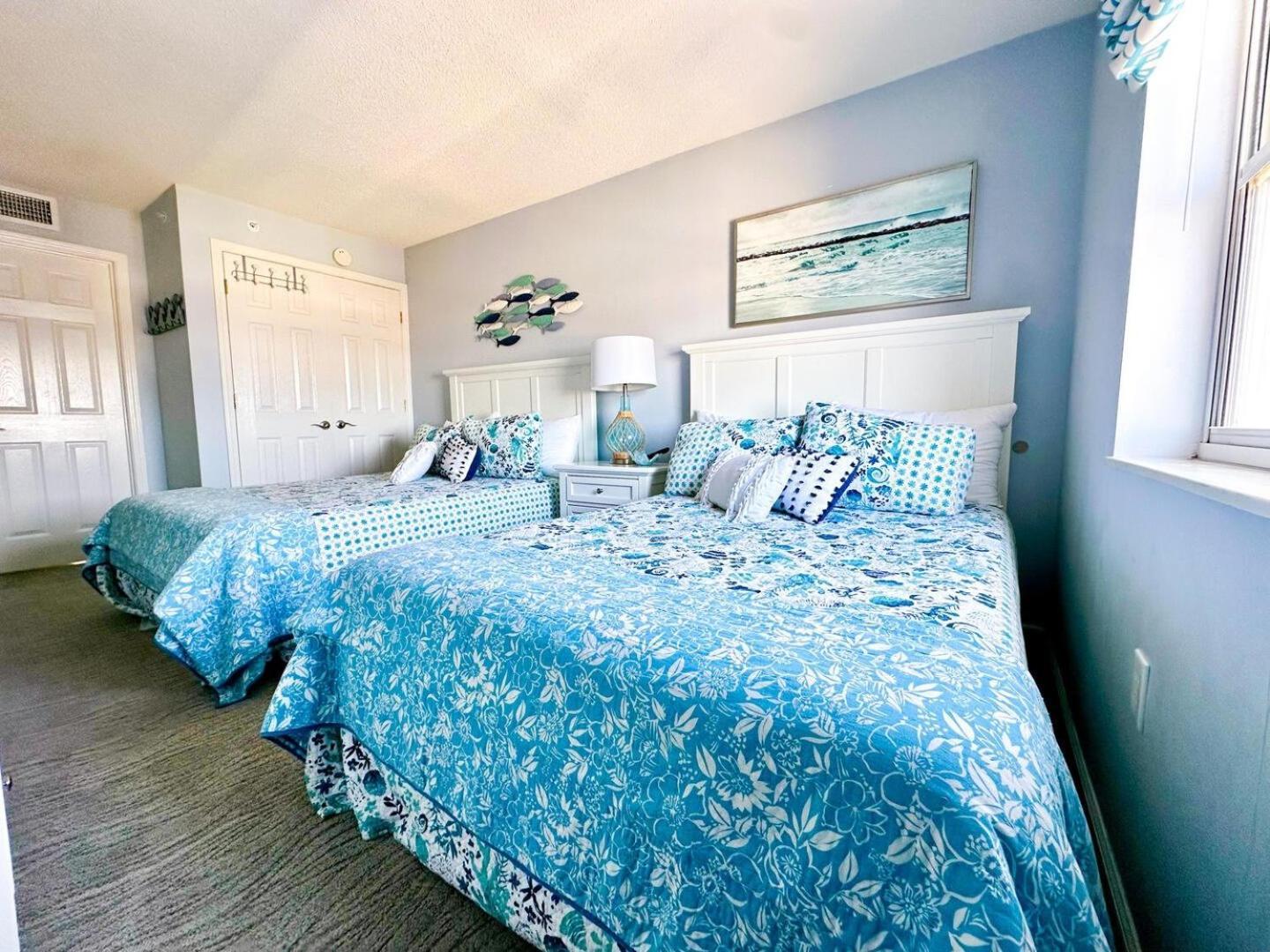 Ashworth 1001 Apartment *