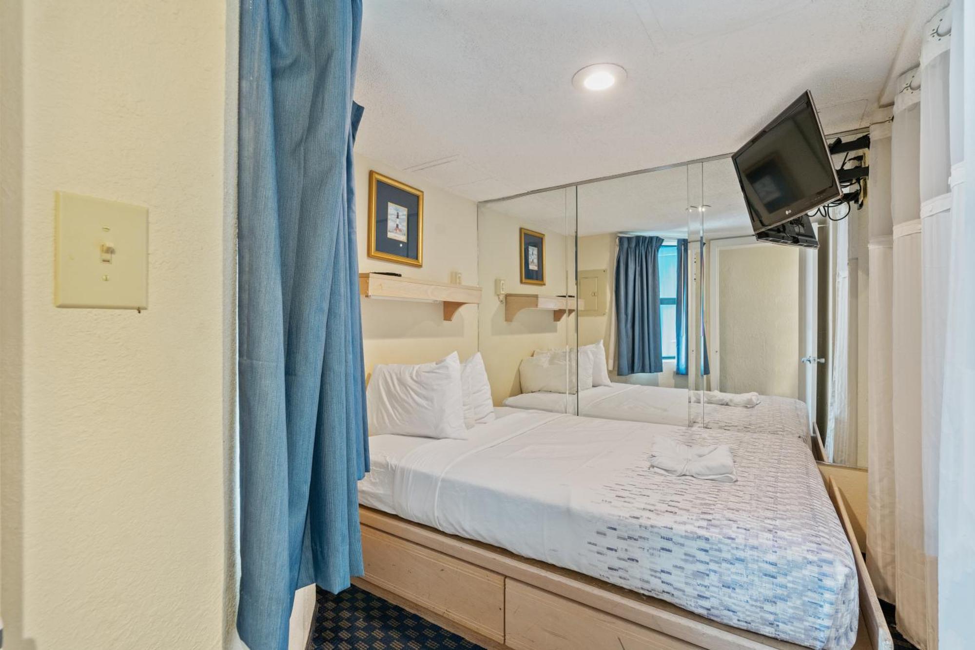 Yachtsman Oceanfront