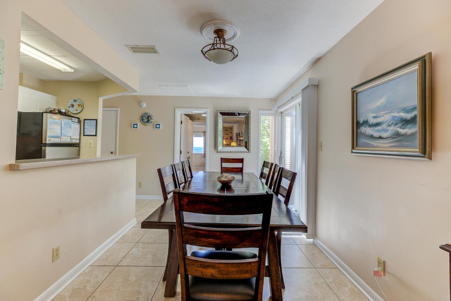Oceanfront Pool Hot Tub Kitchen Washer Dryer Downtown Myrtle Beach