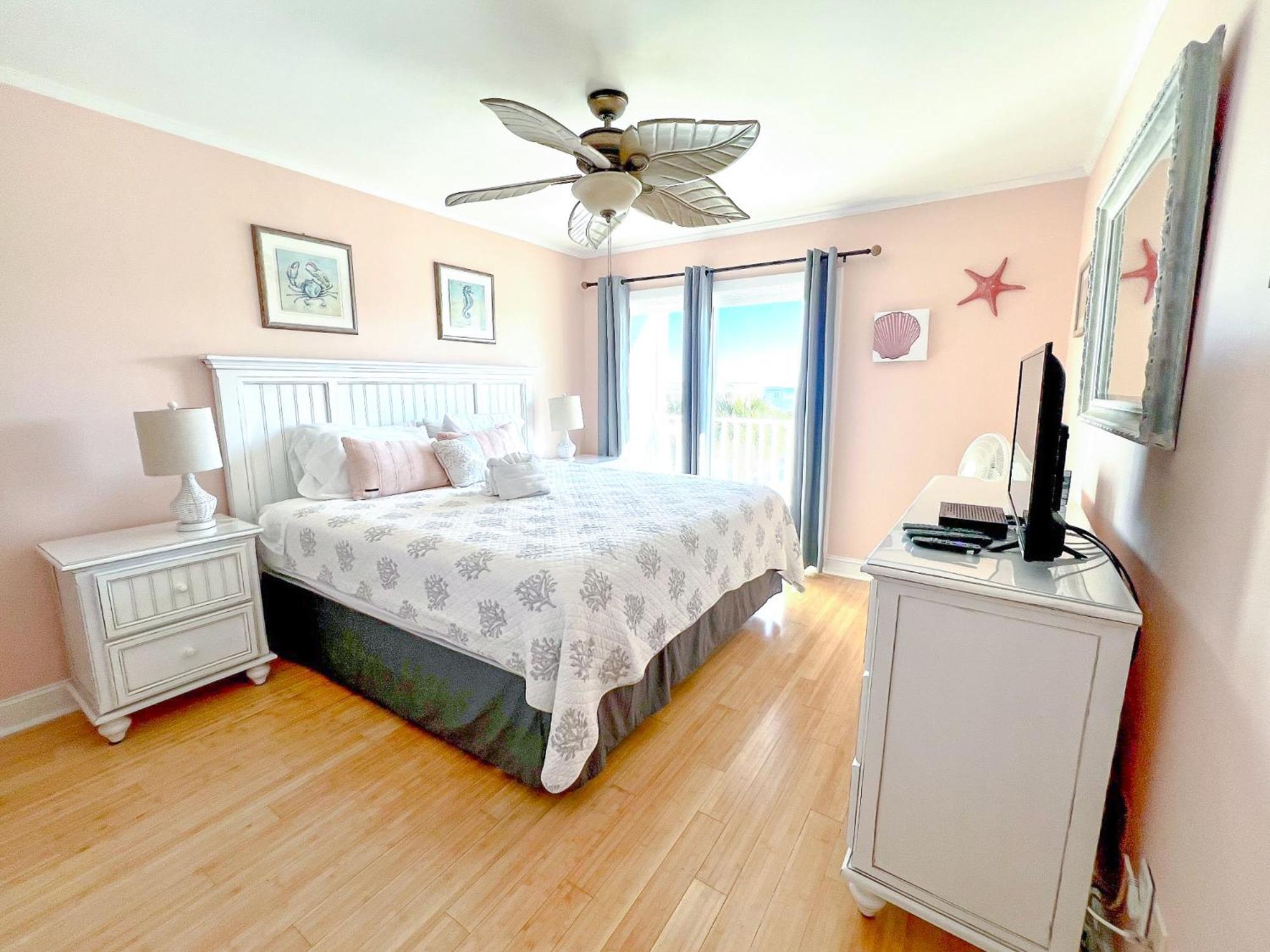 Apartment Spacious On Shore Drive *