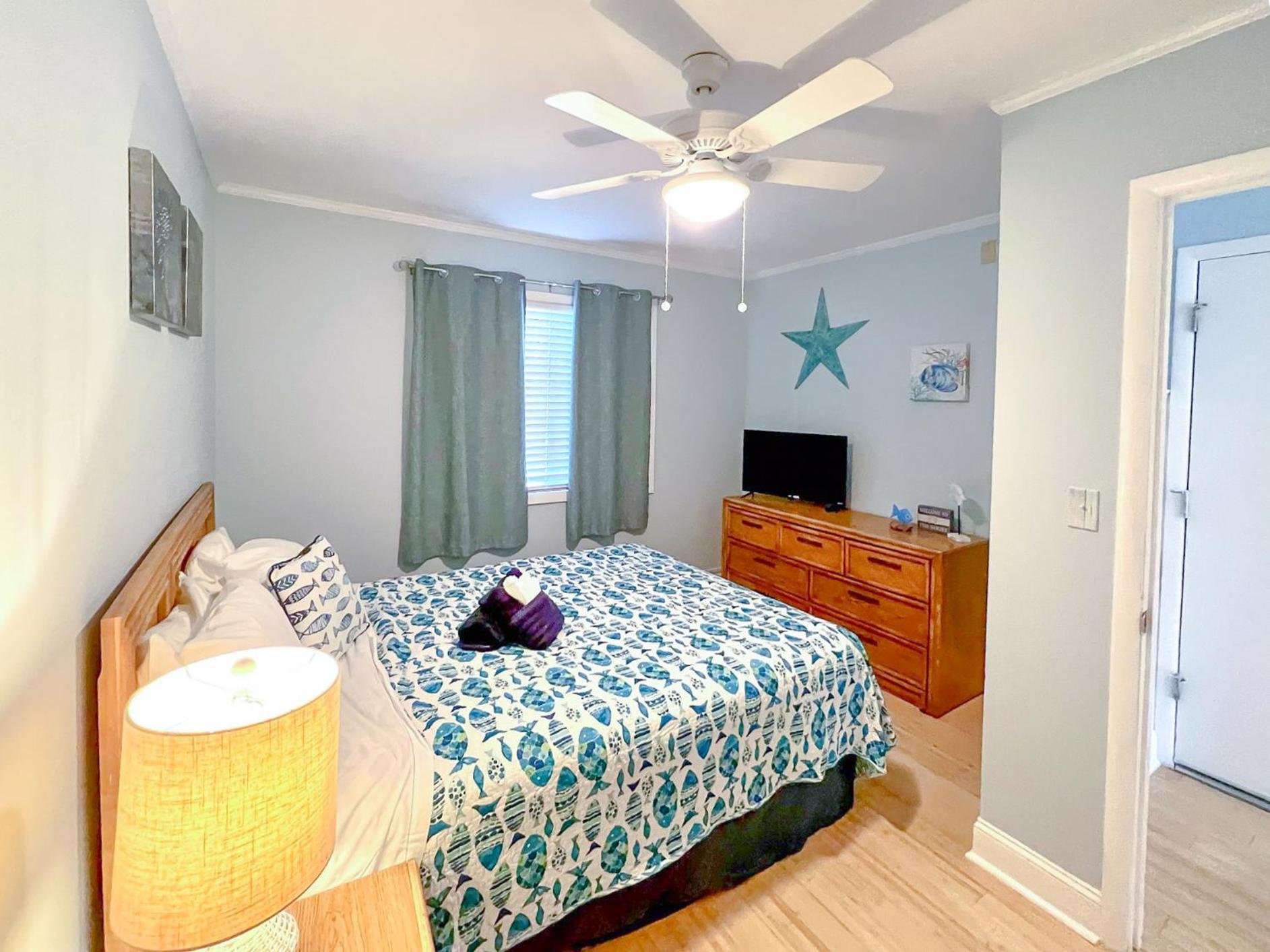 Spacious On Shore Drive *