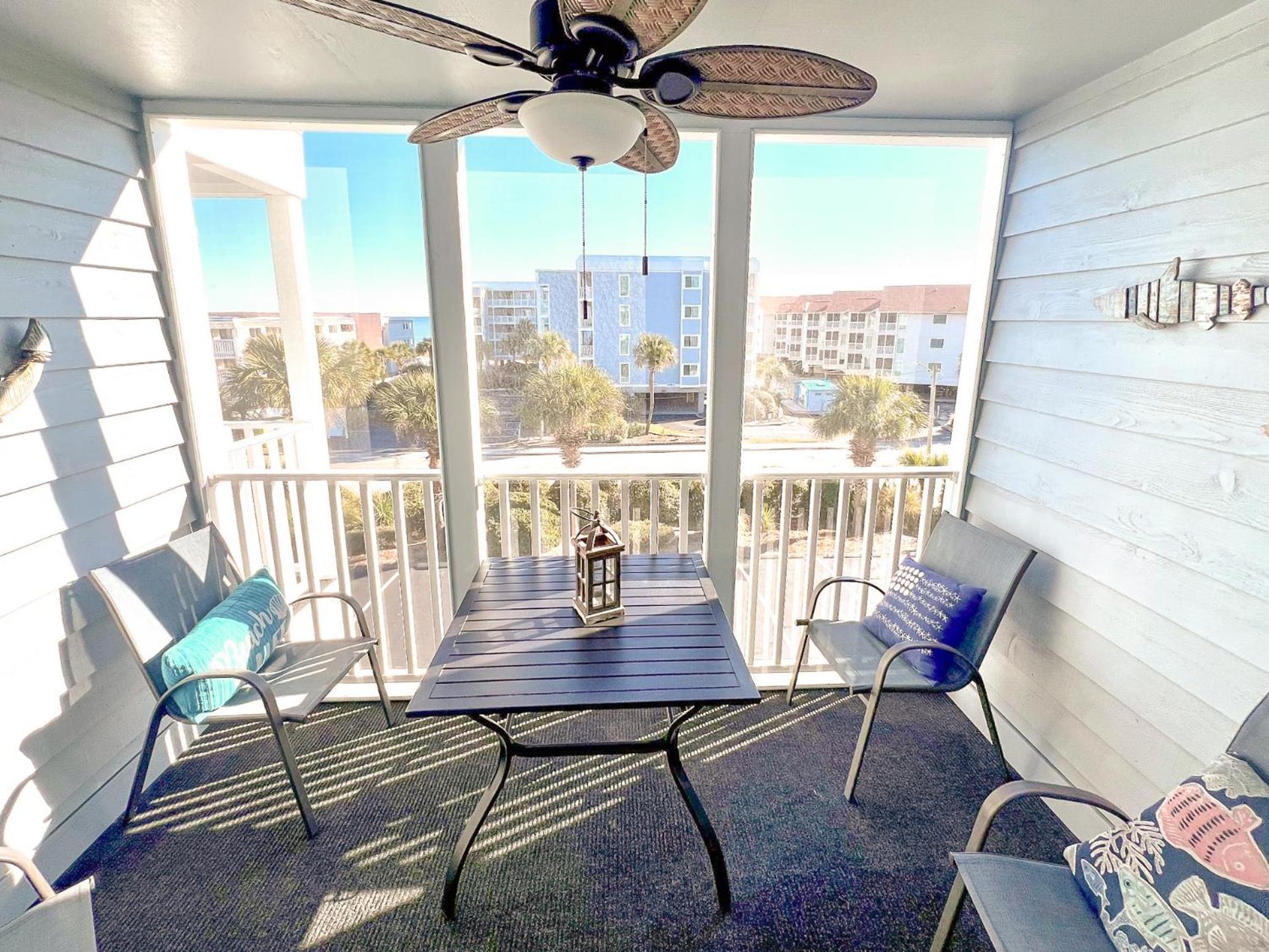 Apartment Spacious On Shore Drive