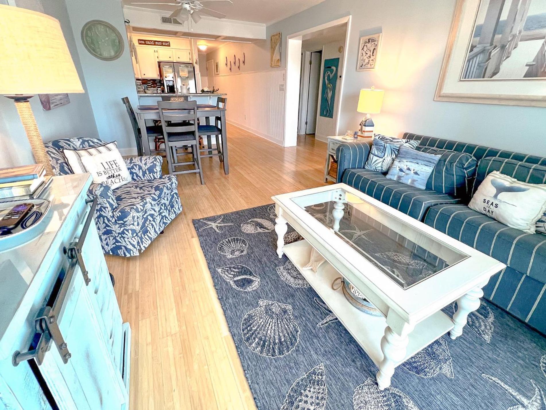 Spacious On Shore Drive Myrtle Beach