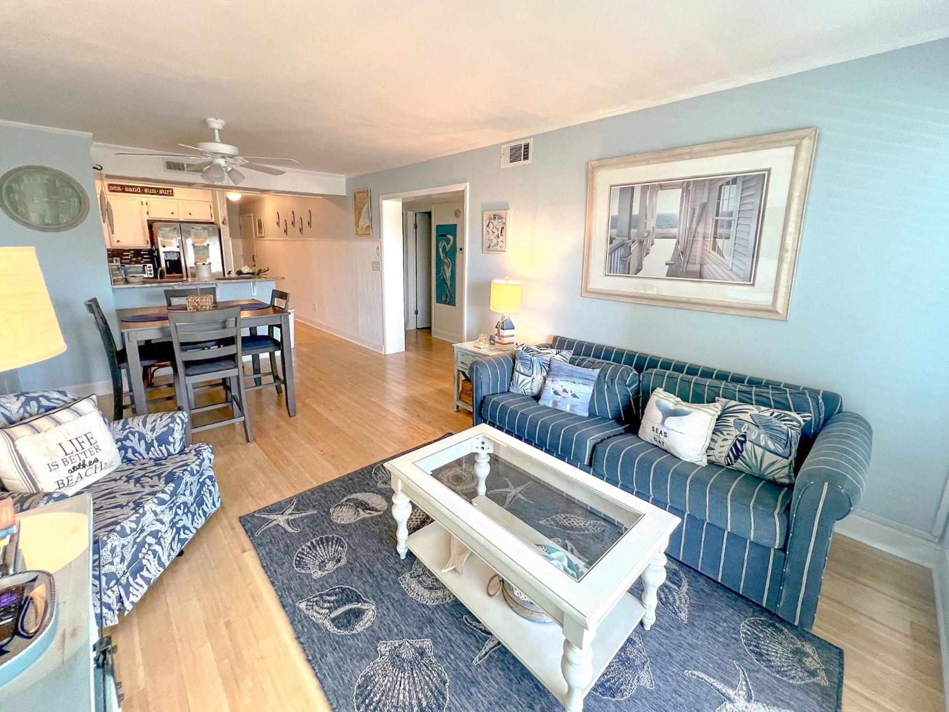 Apartment Spacious On Shore Drive *