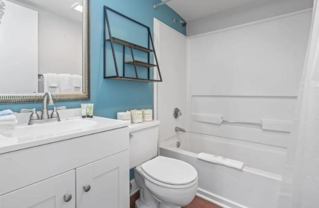 Holiday home Beautiful 2 Bedroom Multi-unit Suite! Oceanfront Palace 1501 And 1503