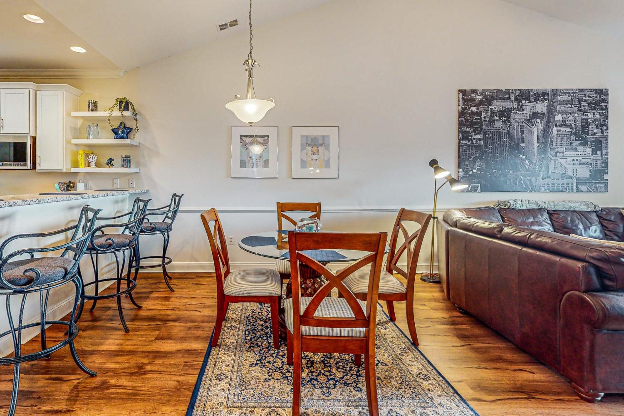 Magnolia Pointe Retreat *