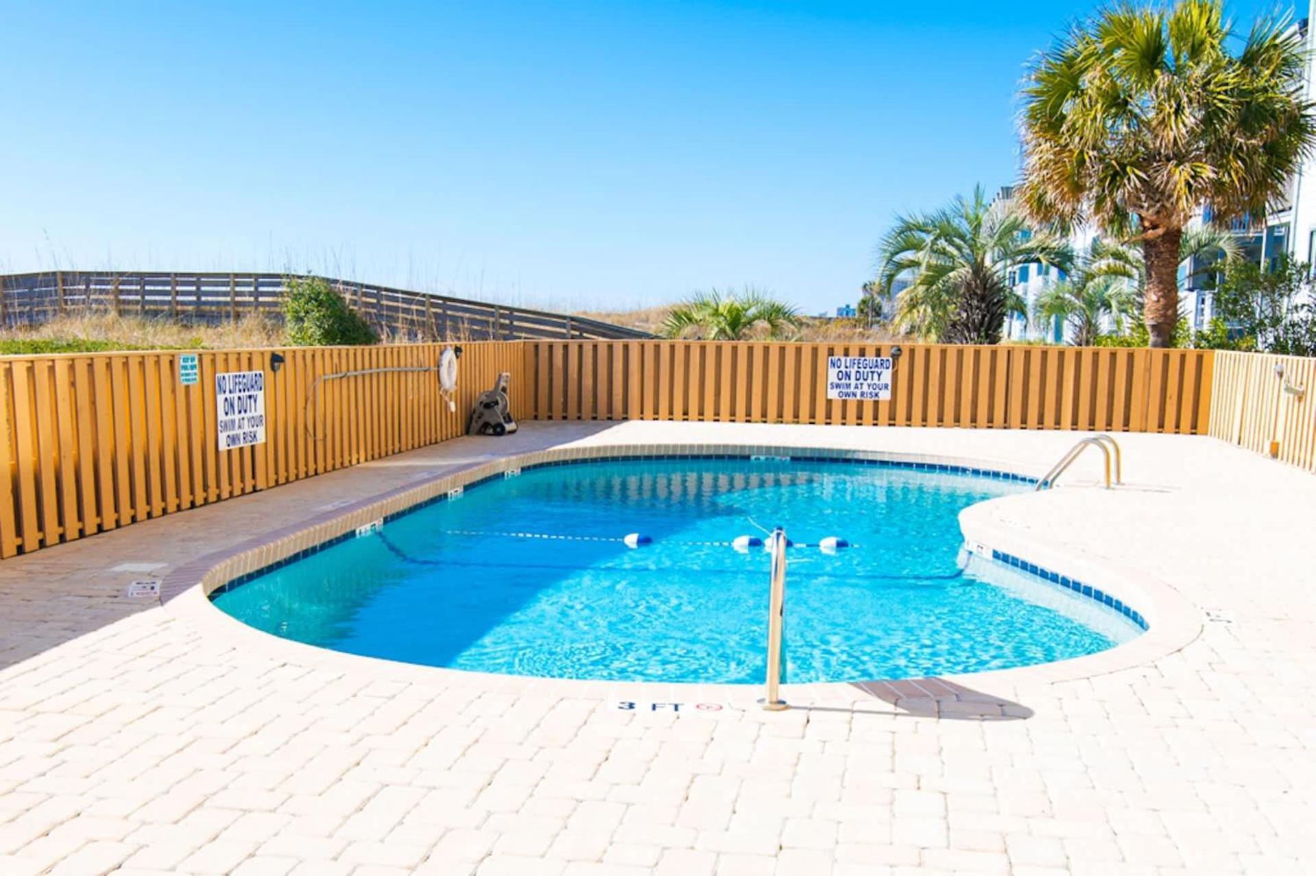 Rare View Premium Oceanfront 4 Br *