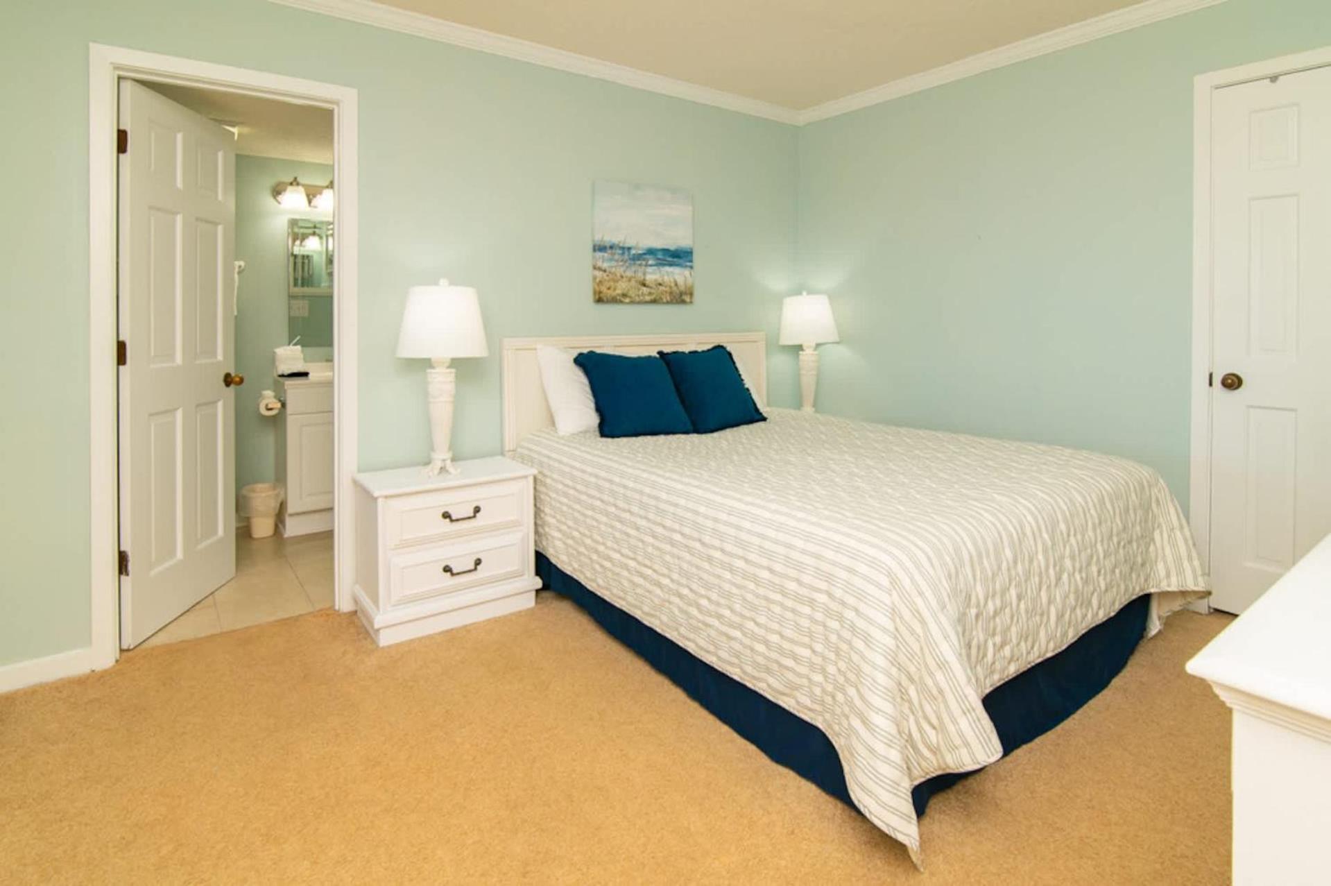 Rare View Premium Oceanfront 4 Br Holiday home Myrtle Beach