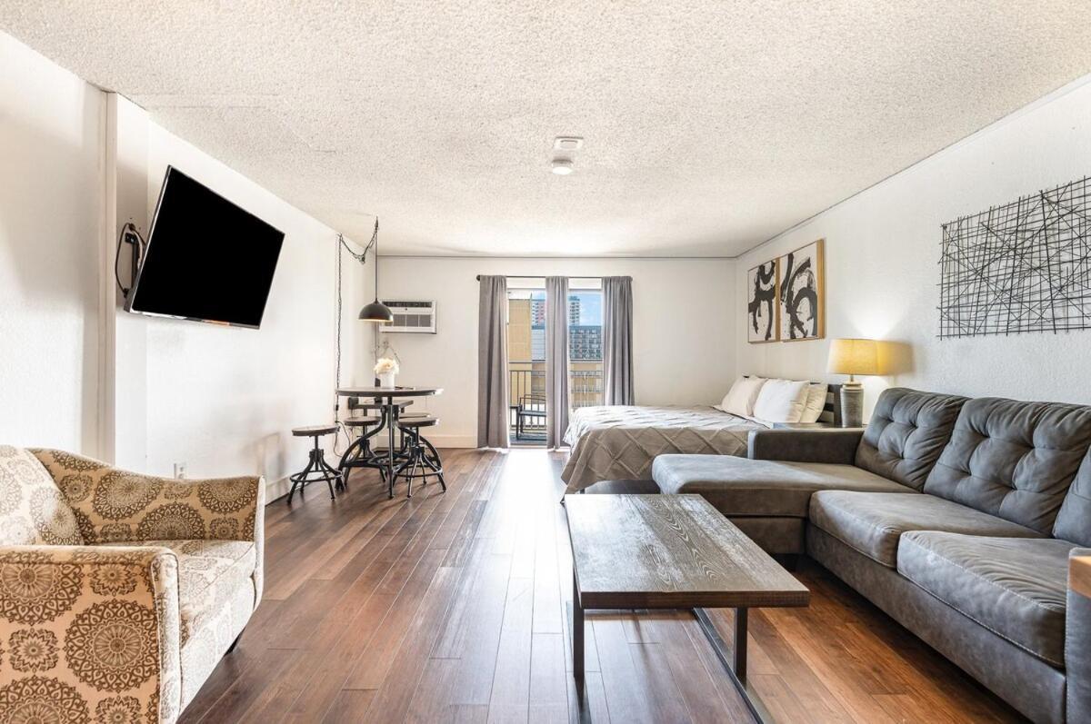 Apartment King Oceanview Studio, Smart Tv, 12 Pm Check-in, Myrtle Beach