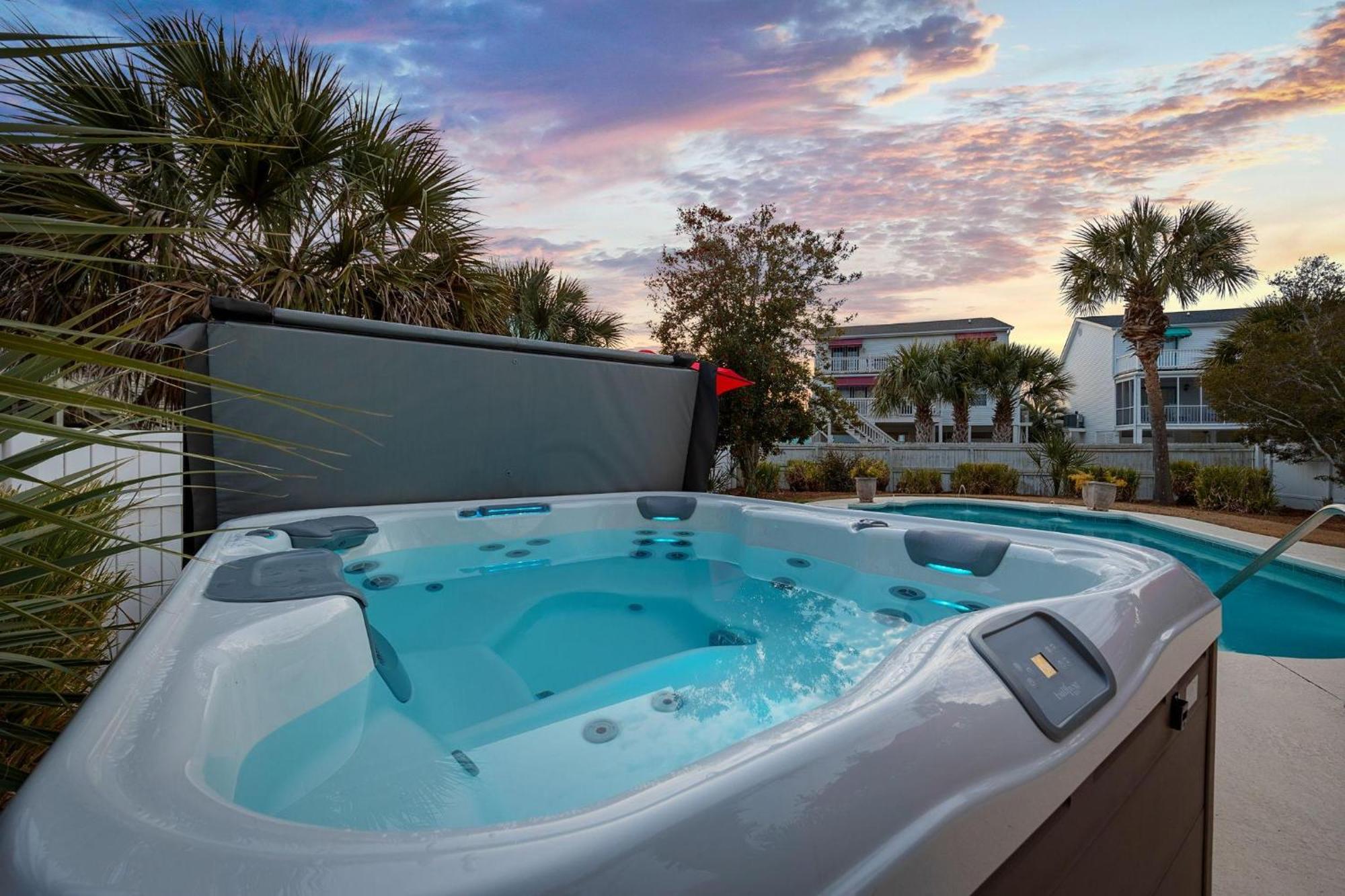 Saltwater & Sunsets Holiday home *
