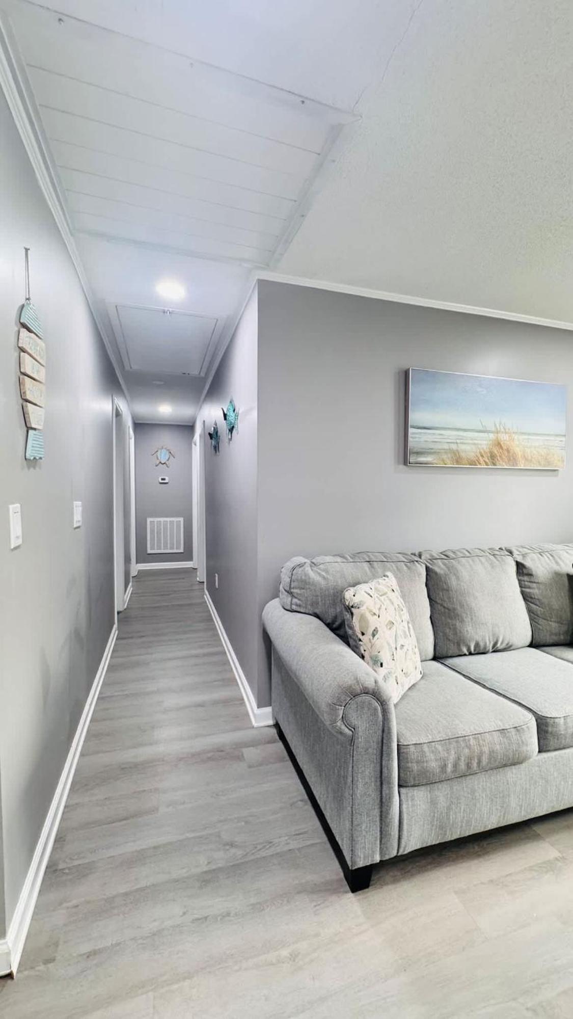 Great Duplex Walk To The Pool Apartment Myrtle Beach