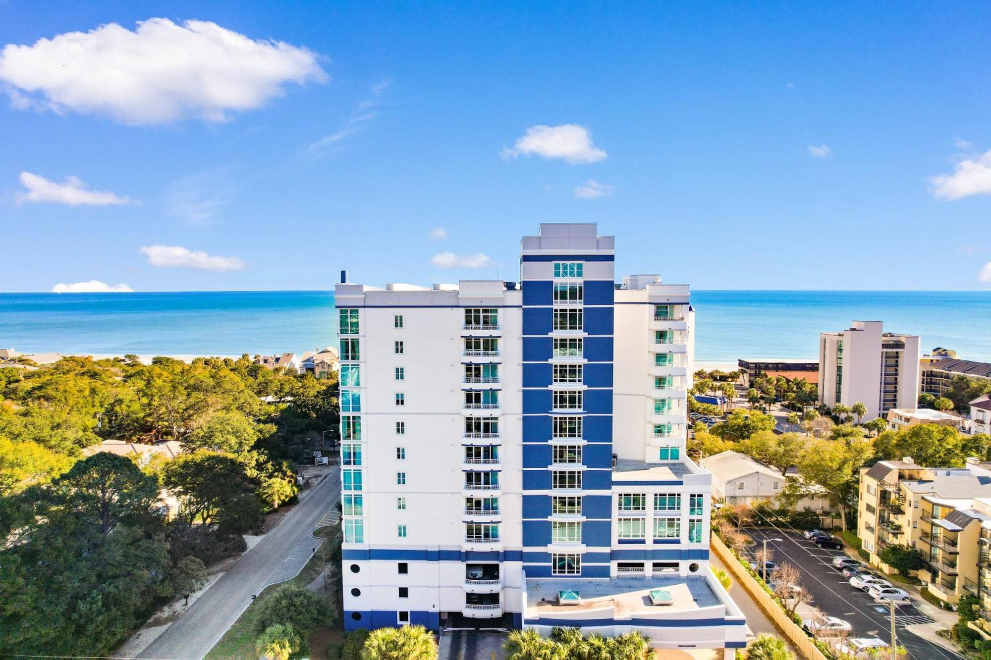 Incredible Horizon Resort- Lazy River-hot Tubs-gym Apartment