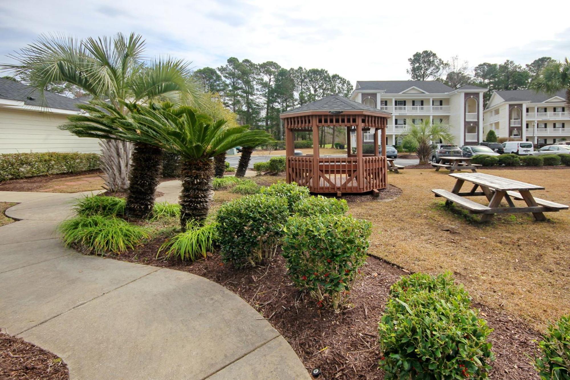 Holiday home Stunning 2br At Fairways River Oaks
