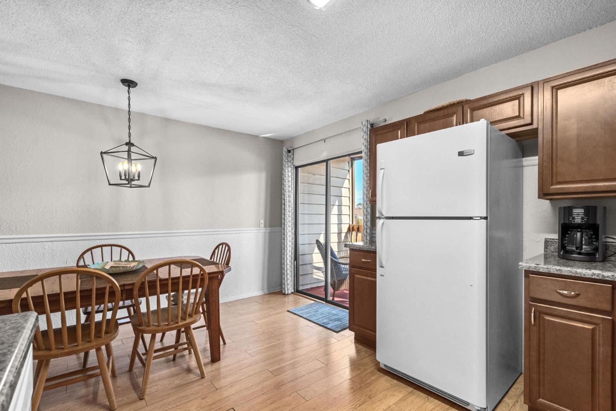 203d Gbr Beautifully Remodeled 4 Bed 3 Bath In Surfside