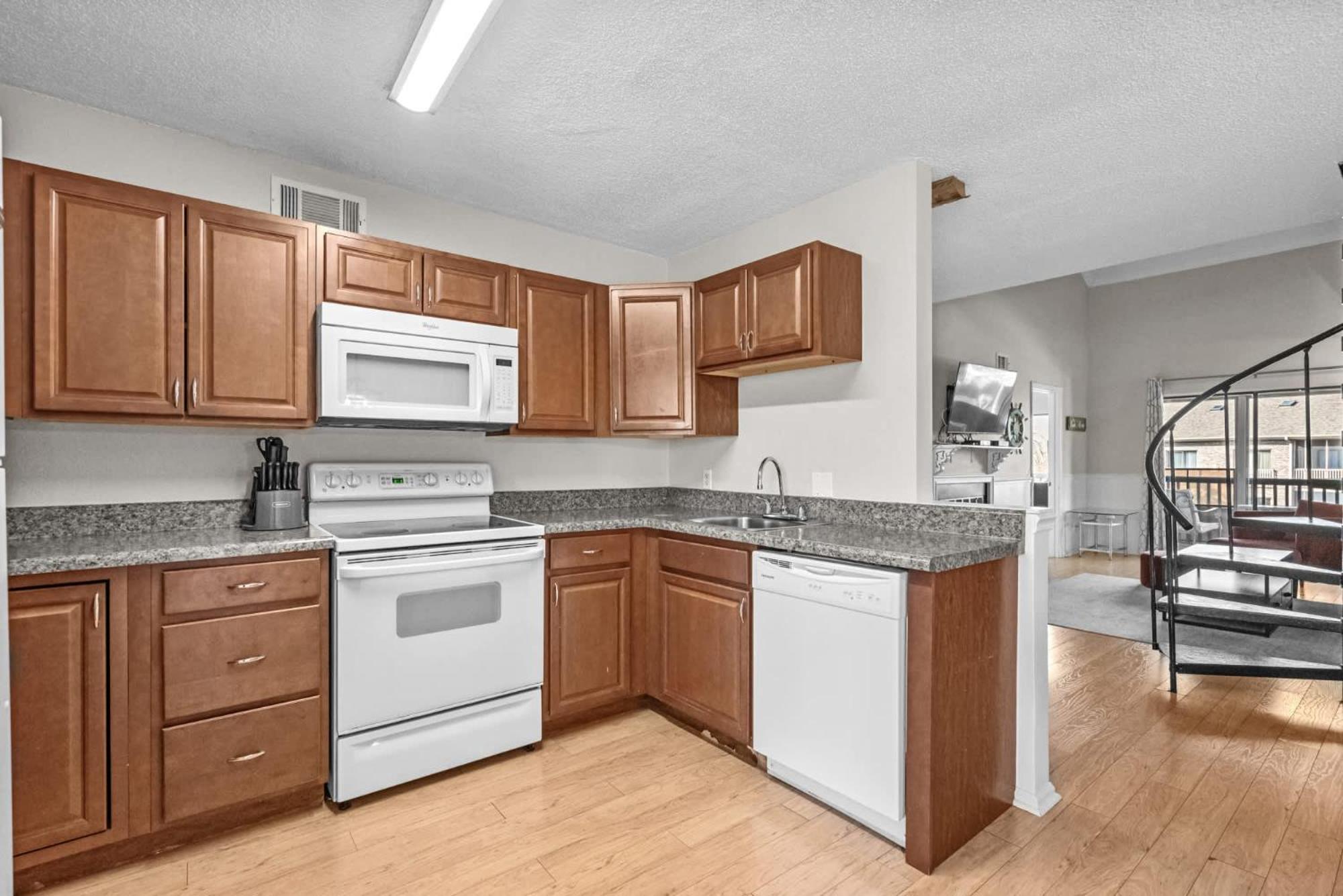 203d Gbr Beautifully Remodeled 4 Bed 3 Bath In Surfside *