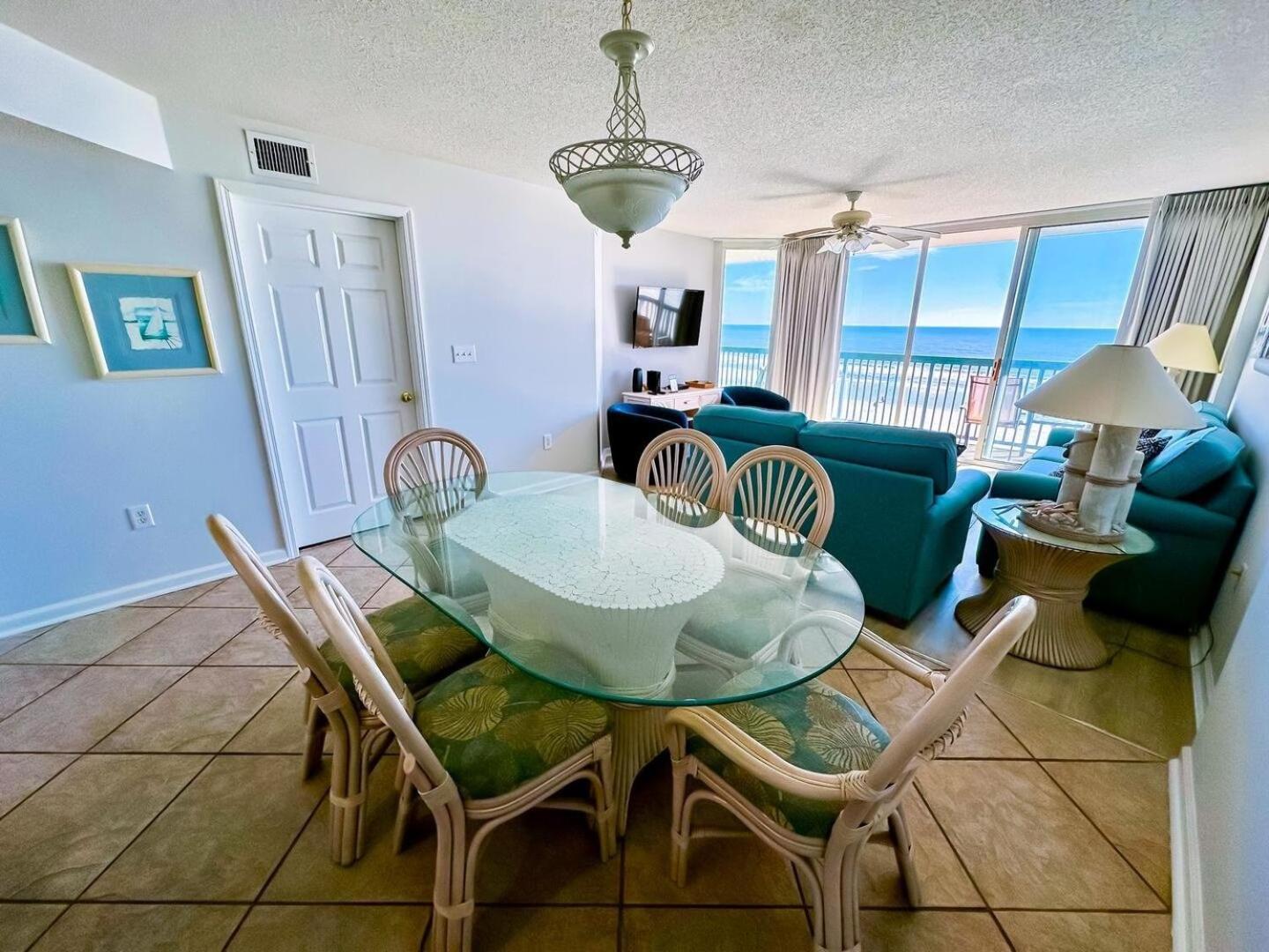 Ashworth 403 Apartment *