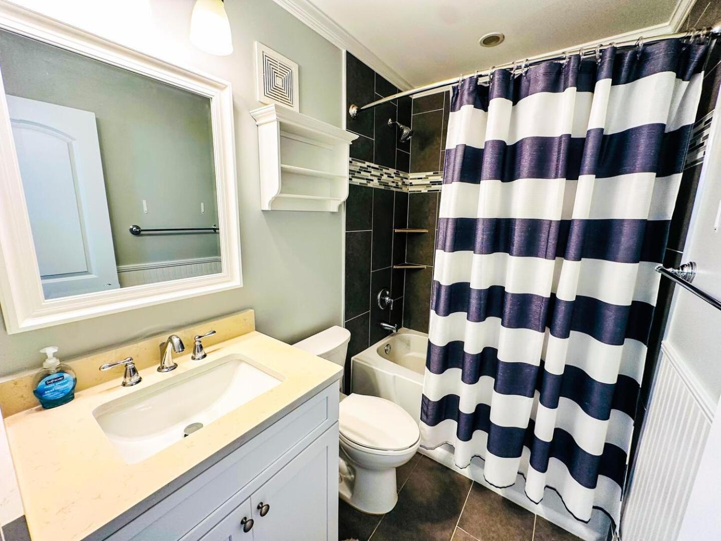 Tilghman And Racquet Club 322 Apartment *