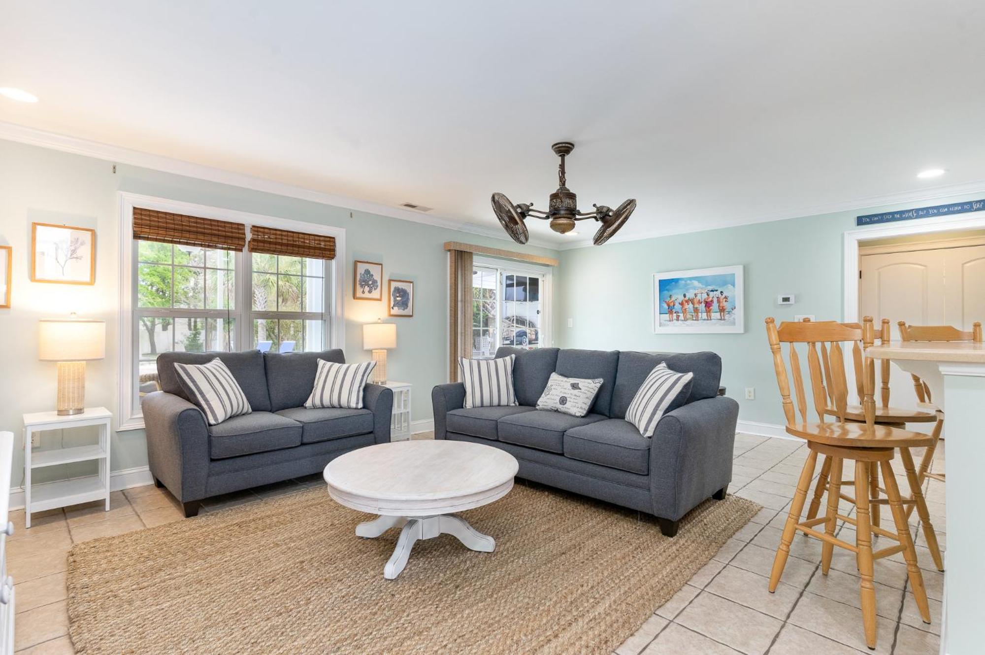 Beautiful Surfside 5br 4.5 Ba House With Private Pool *