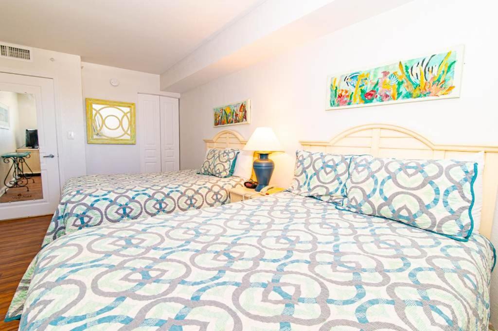 Holiday home Oceanfront Location Modern Lazy River Huge Pool Oasis