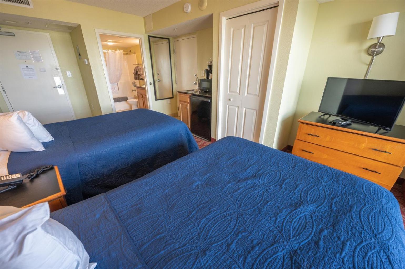 Apartment Floor,direct Oceanfront,heated Pool,boardwalk!