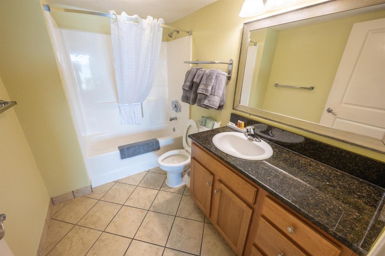 Floor,direct Oceanfront,heated Pool,boardwalk!